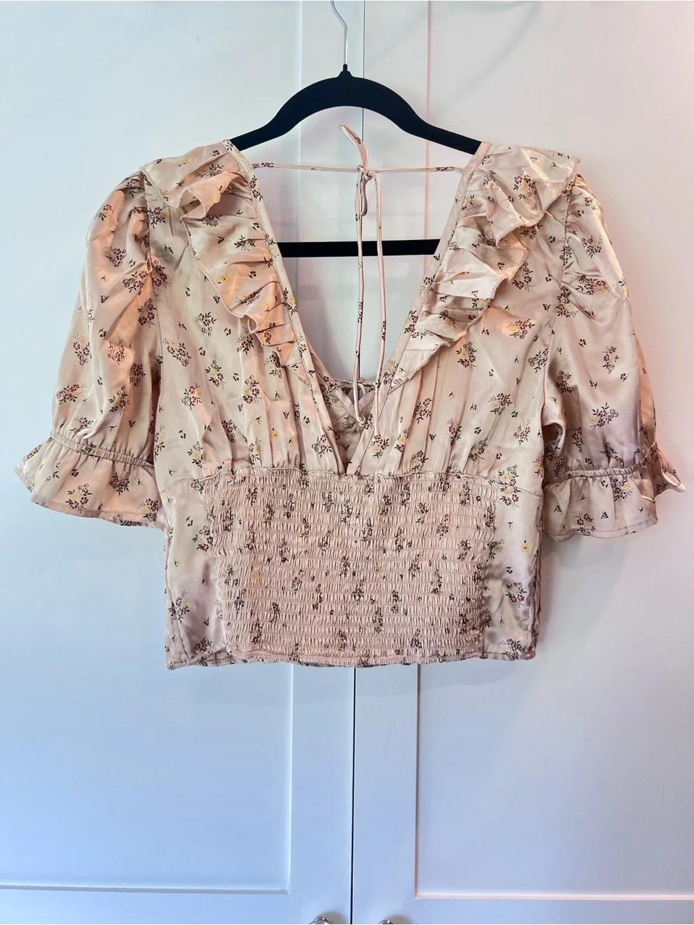 Free People Isabella Silky Gold Floral Blouse Cottagecore Coquette Size XS